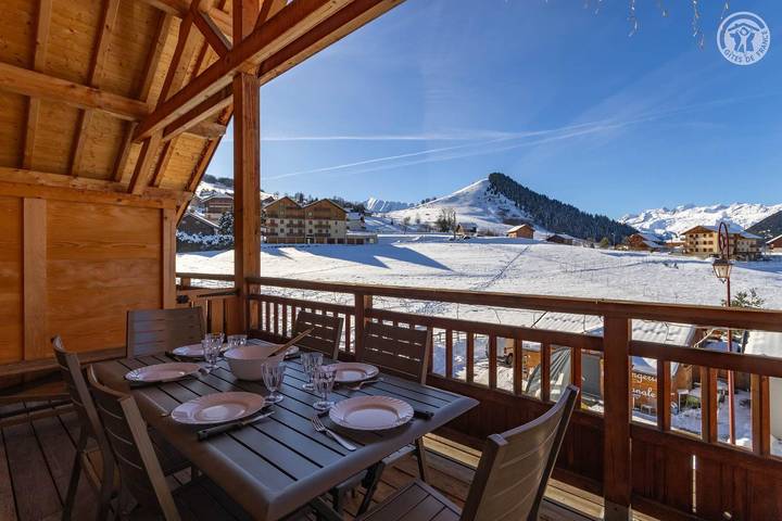 Gîte pour 6 personnes, avec jacuzzi et sauna ainsi que balcon/terrasse et terrasse, animaux acceptés à Albiez-Montrond - 4