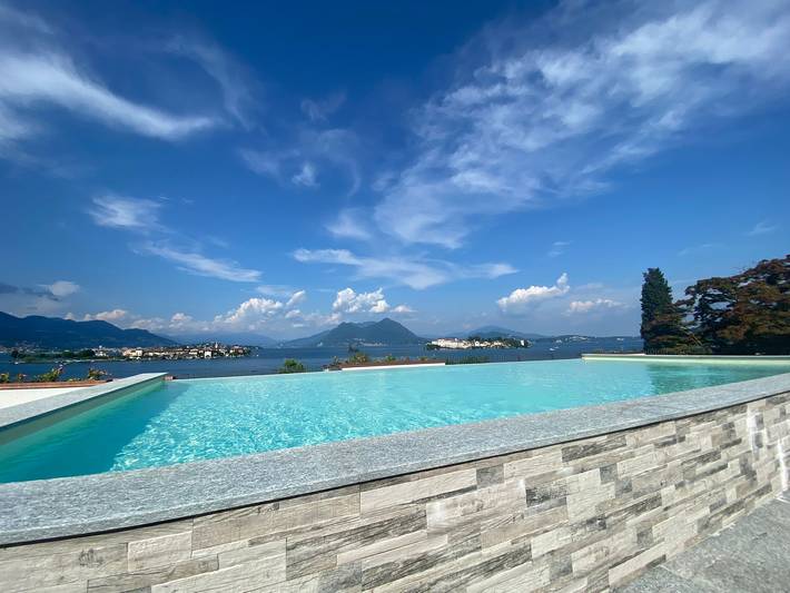 Appartement entier, Mylago Apartment with pool and lake view in Baveno, Comune di Baveno