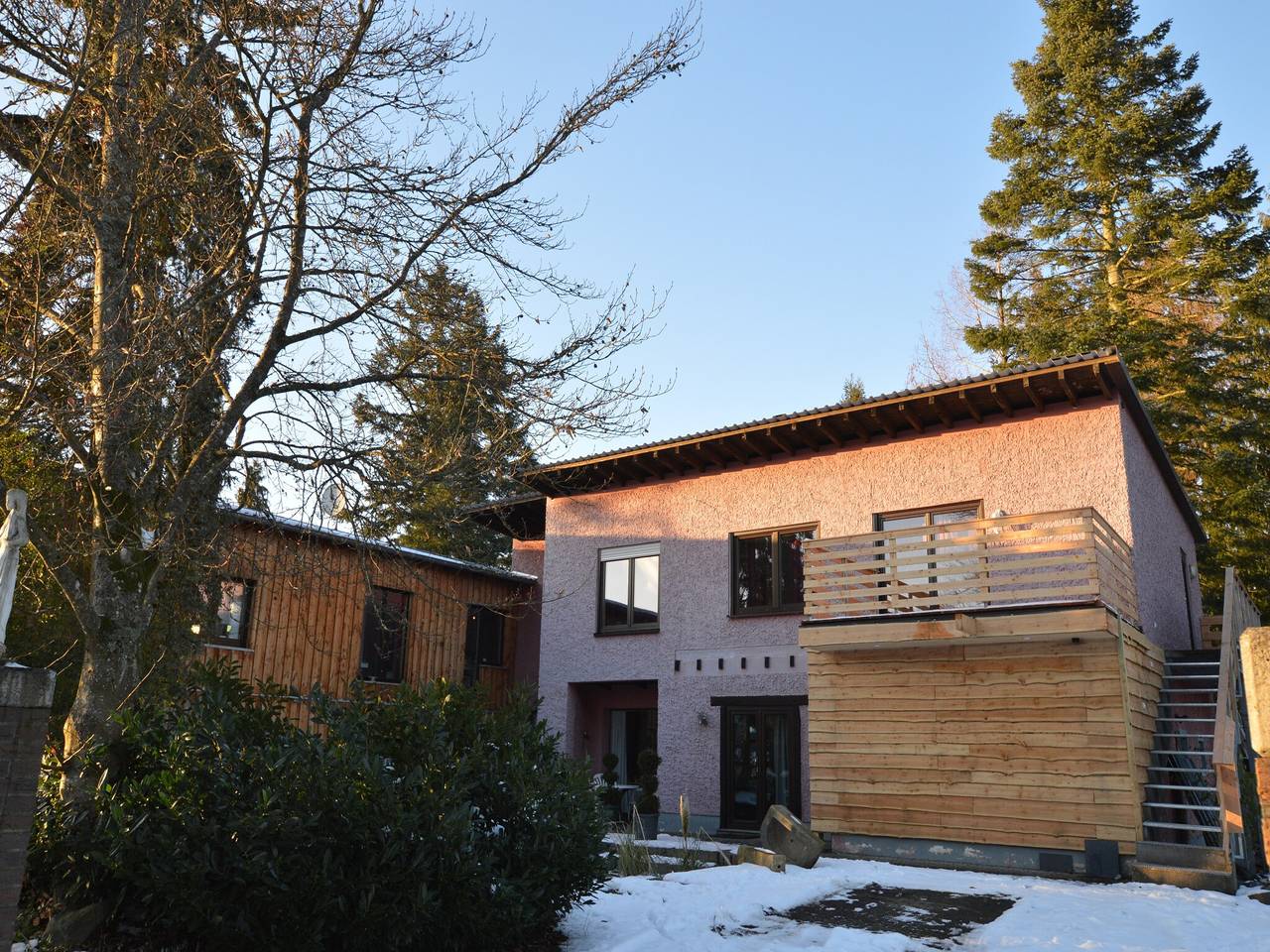 Entire apartment, Spacious Eifel Escape in Manderscheid, Bernkastel-Kues region