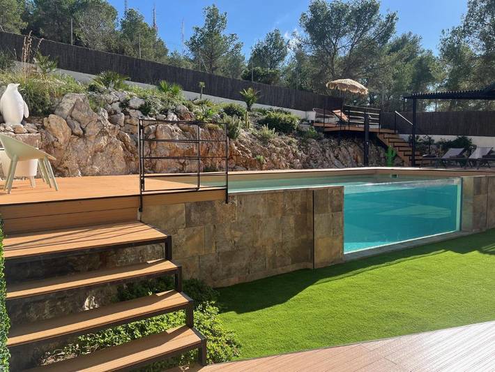 Chalet para 9 personas, con vistas además de piscina y jardín, Familias con niños en Provincia de Barcelona - 4