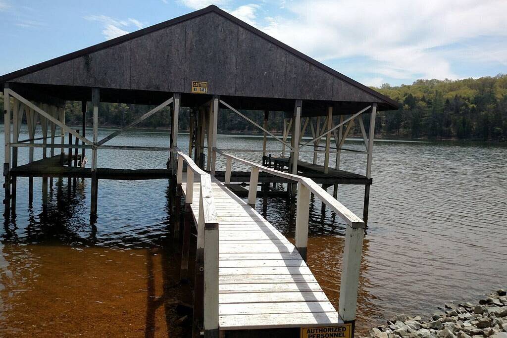 Sunrise Escape; Come enjoy breath taking sunrises! in Rhea County