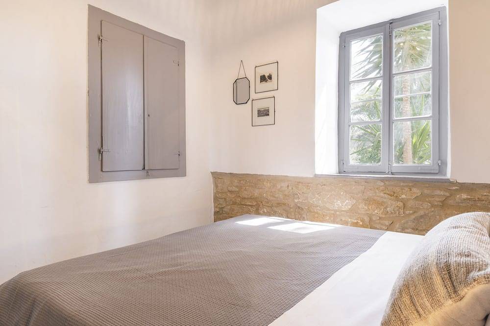 Villa Gaia Syros | 1800's Stone Building in Syros