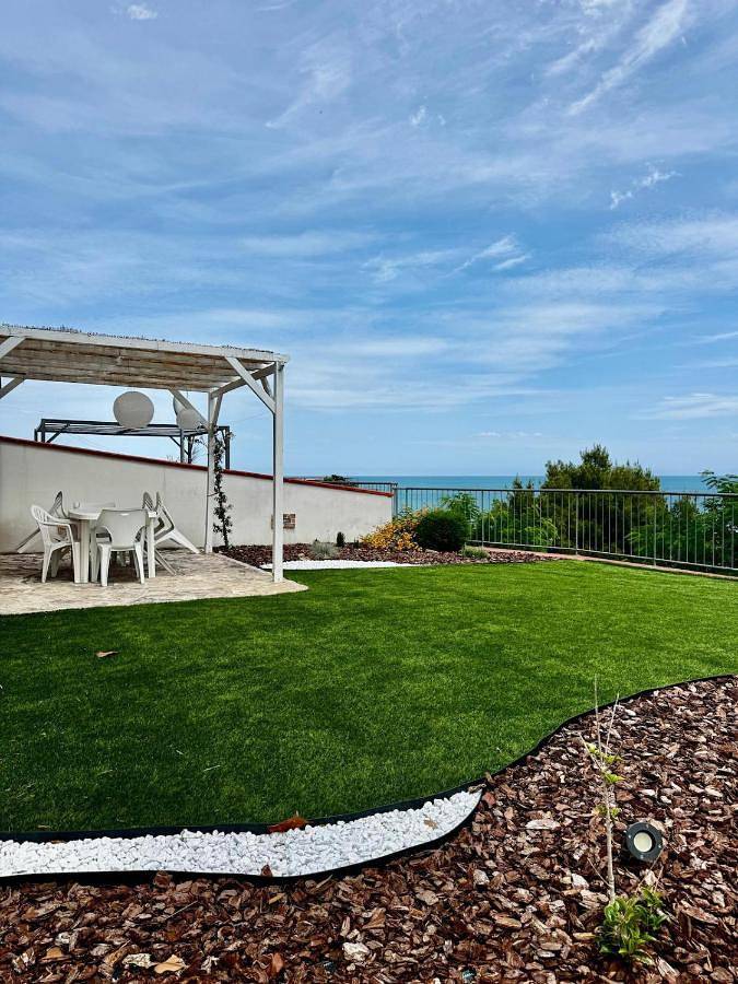 Casa vacanza per 6 persone, con Terrazza e Giardino nonché Panorama a Marina di Vasto