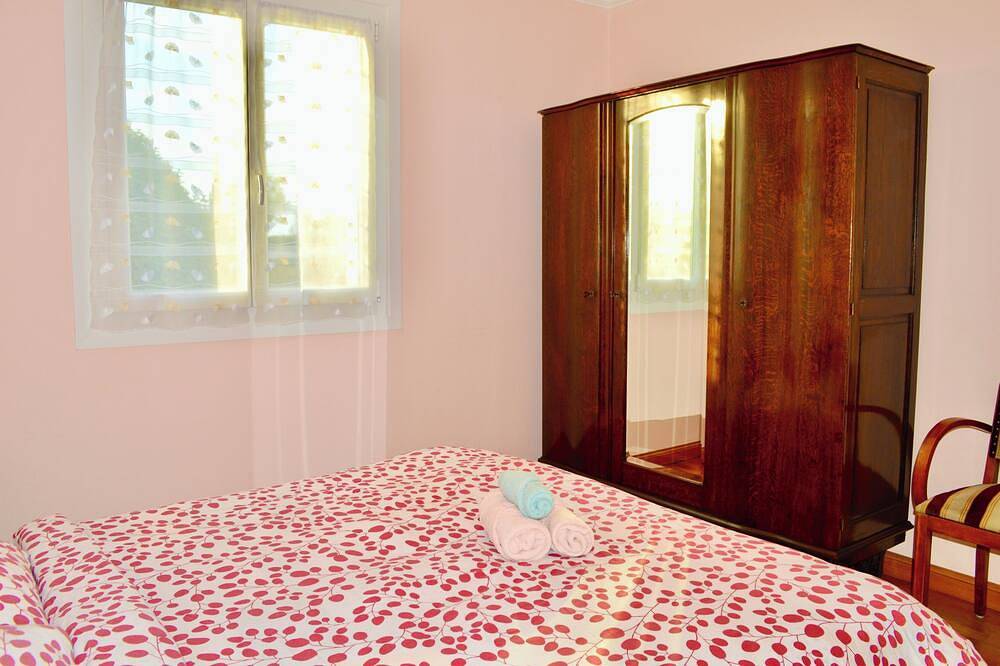 Garden House 3bedrooms, parkingfree, wifi, 15minlr in Nieul-sur-Mer, La Rochelle region
