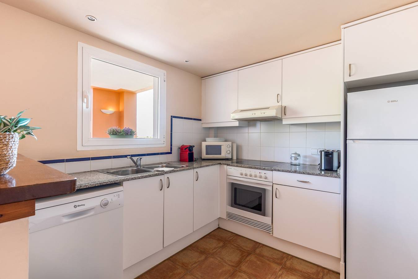 Ganze Wohnung, Apartment 'Son Bou Pool and Sea' mit Meerblick, Wlan und Klimaanlage in San Jaime Mediterráneo, Alaior Gemeinde