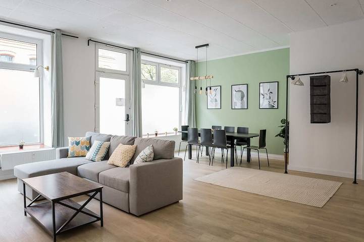 Ferienwohnung für 10 Personen in Prenzlauer Berg Berlin