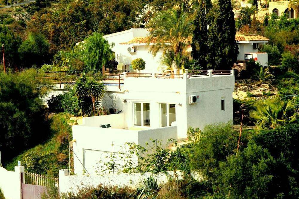 Tolle Villa mit privatem Pool für einen unvergesslichen Sonnenaufgang in cala Piteres (el Campello), El Campello