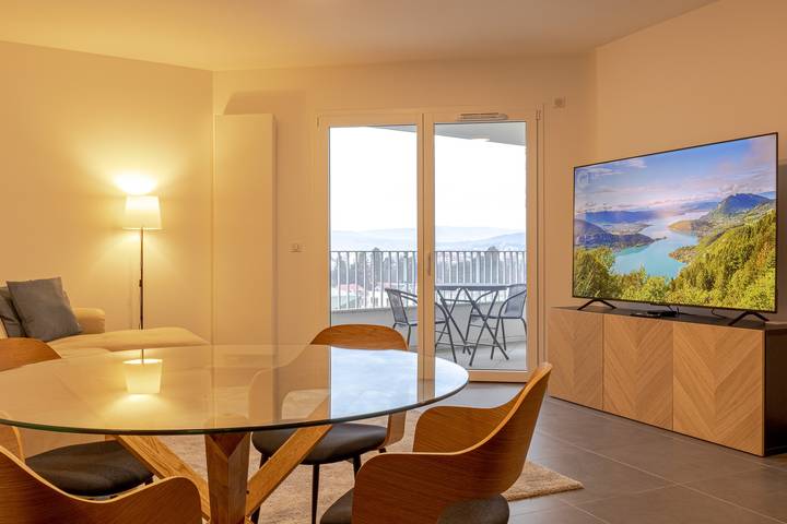 Gîte pour 4 personnes, avec vue sur le lac et balcon, animaux acceptés à Annecy - 2