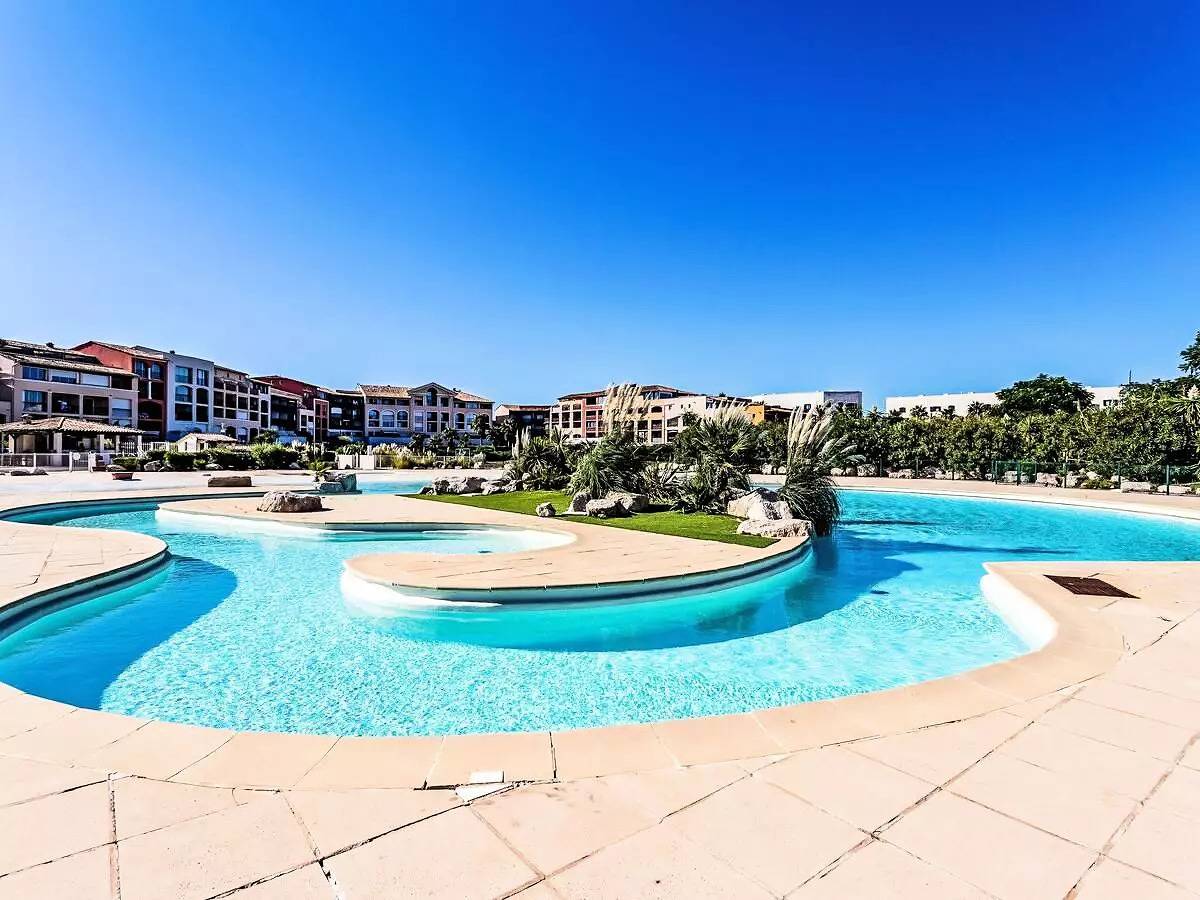 Appartement entier, Appt T2 climatisé avec piscine et accès plage in Port Cogolin, Gassin