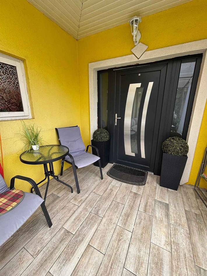 Ferienhaus mit Pool, Klima und moderner Einrichtung in Balatonfűzfő, Plattensee nordufer