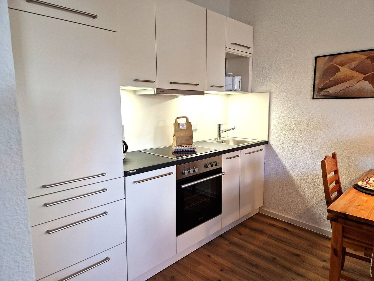 Ganze Wohnung, Große Ferienwohnung in zentraler Lage von Norddeich in Strand Norddeich, Norddeich