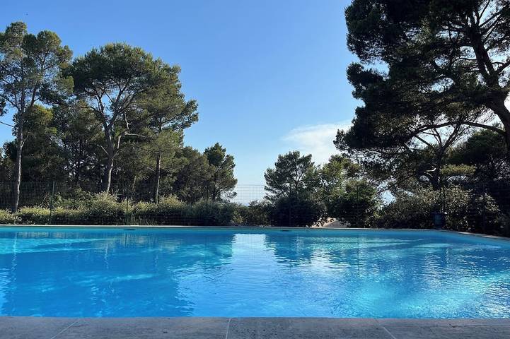 Ferienhaus für 5 Personen, mit Pool und Garten
