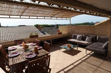 Gîte pour 4 personnes, avec terrasse à Villeneuve-lès-Avignon