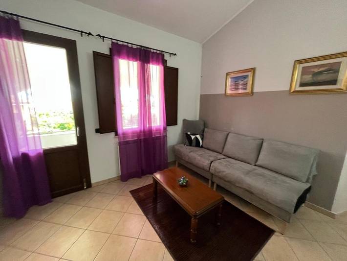 Gîte pour 5 personnes, avec balcon à Cabras - 2