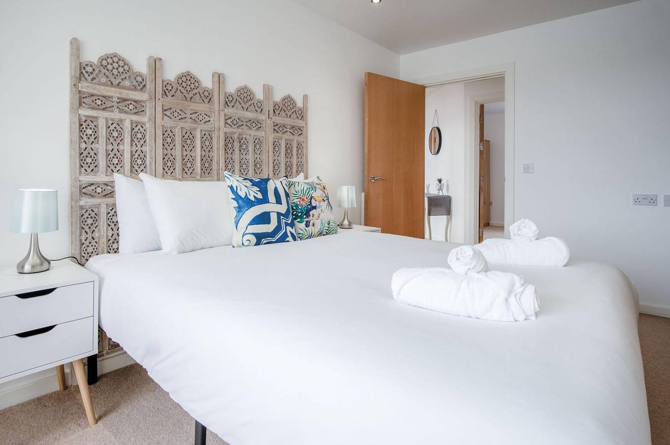Entire apartment, The Penthouse - 3 Bedroom Apartment - Llanelli in Llanelli, Carmarthenshire
