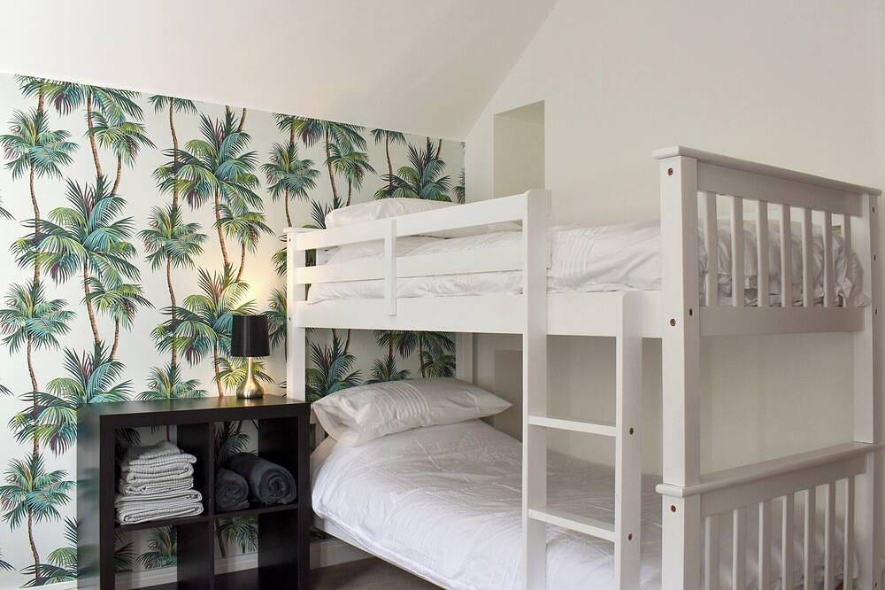 4 bedroom accommodation in Westward Ho! in Westward Ho, Hartland Devon Heritage Coast