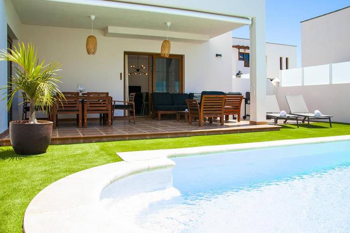 Casa de vacaciones para 7 personas, con Jardín además de Piscina y Vistas en Las Caletas