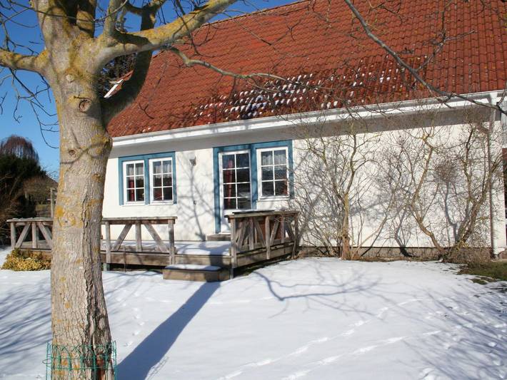 Ferienwohnung für 4 Personen, mit Sauna und Terrasse sowie Garten, kinderfreundlich in Wustrow - 2