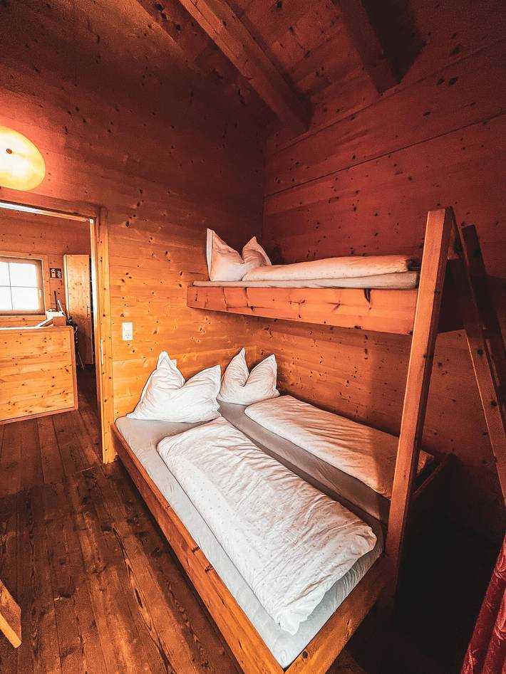 Ganze Ferienwohnung, Dreibettzimmer Ii in Hochoetz, Oetz