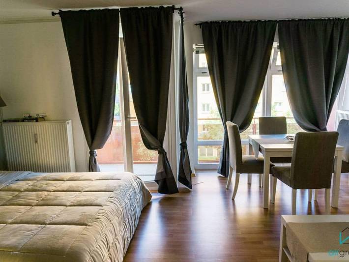 Ferienwohnung für 2 Personen, mit Balkon in München - 2