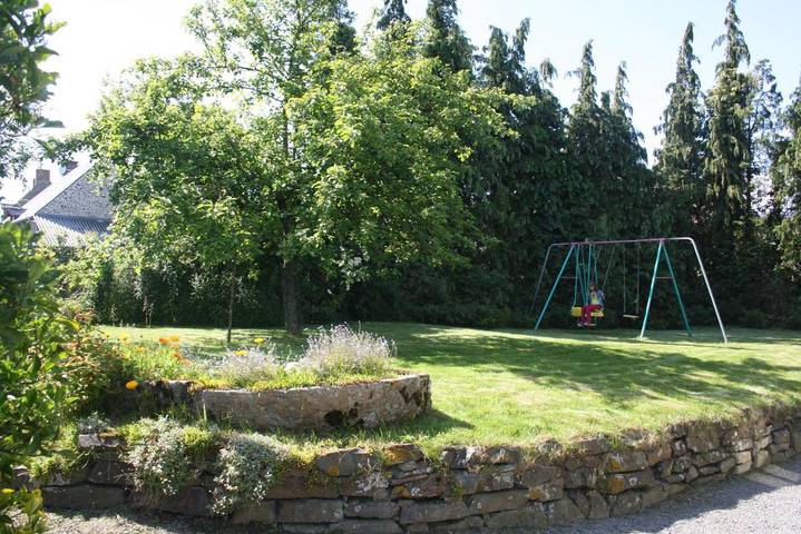 Location de vacances pour 8 personnes, avec vue et jardin, animaux acceptés à Vessey - 4