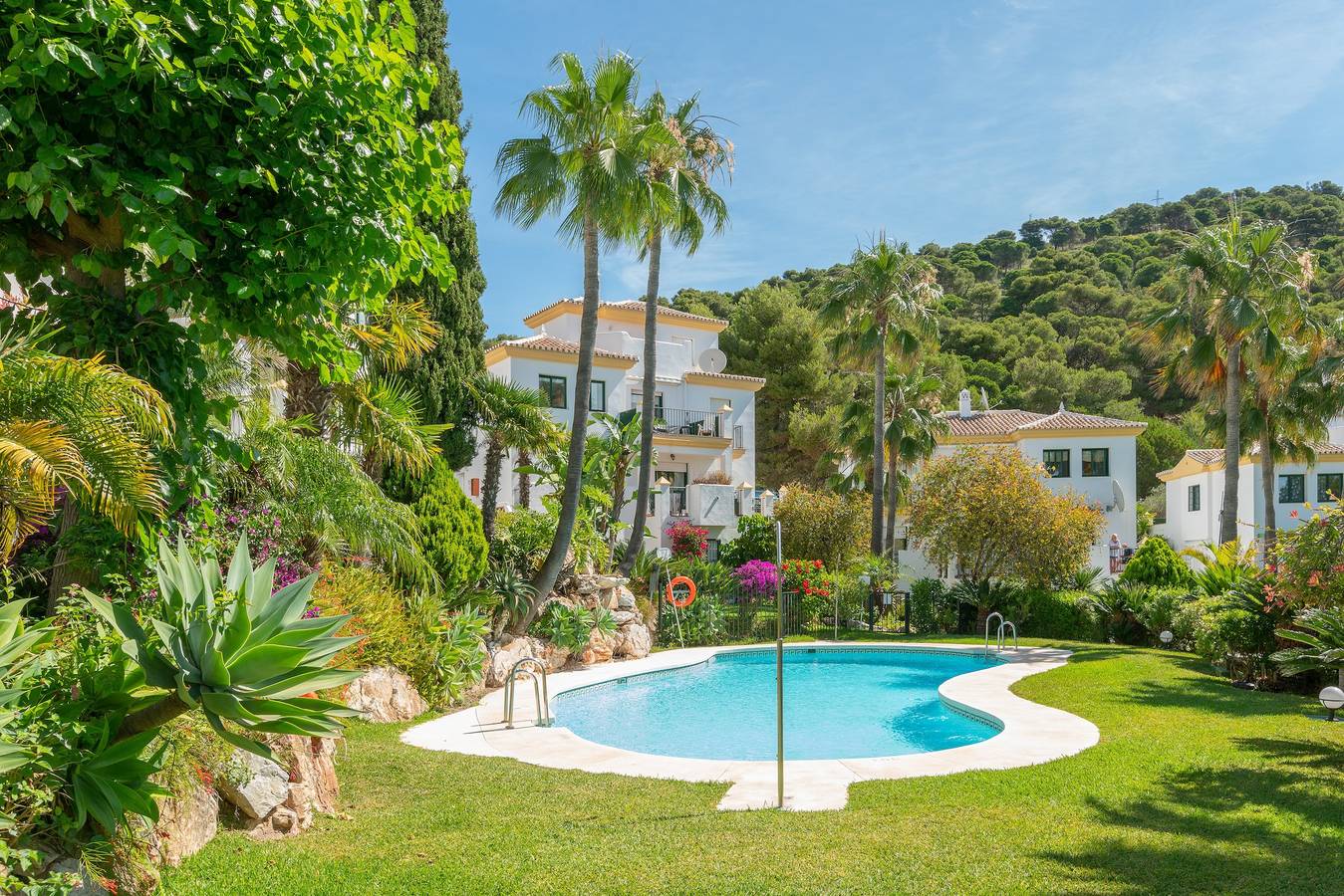 Vacation Rental for 4 Guests in Alhaurín el Grande, Costa del Sol
