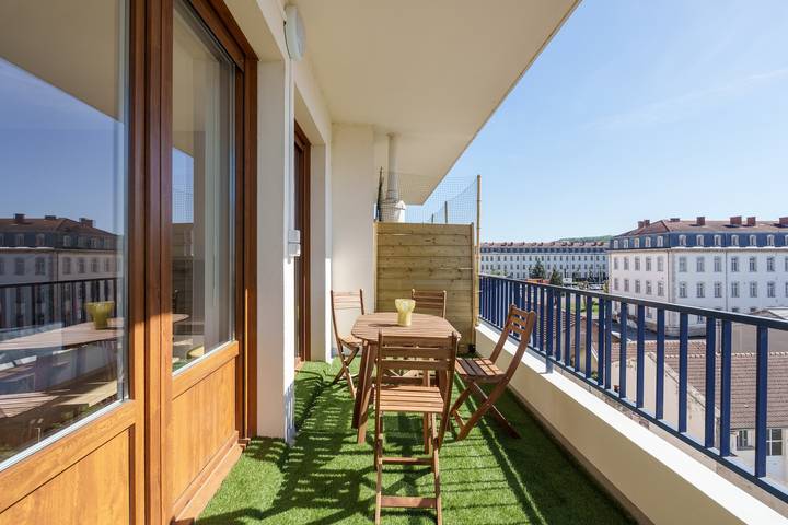 Appartement entier, La Parenthèse Thermale - Appt avec parking privé in Nancy, Région de Nancy