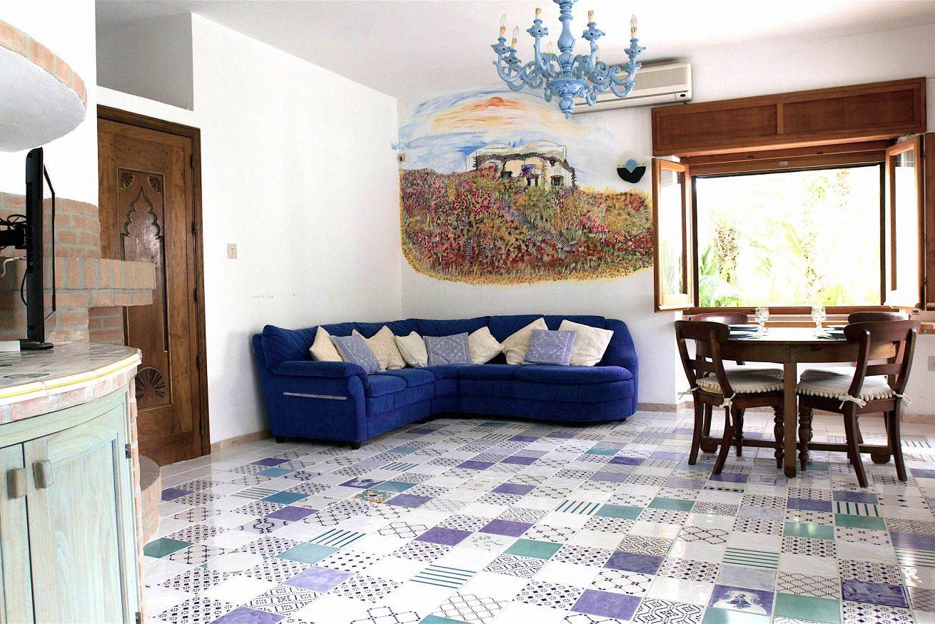 Jungle House Exotic Private Swimming Pool in Santa Margherita di Pula, Región de Pula