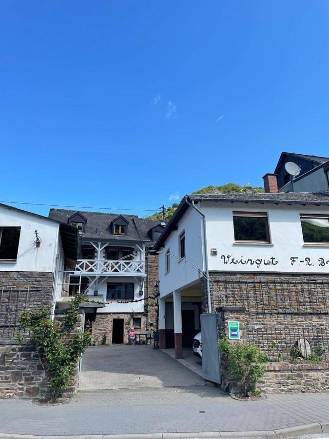 Single Room with Private Bathroom in Burg Eltz, Hatzenport