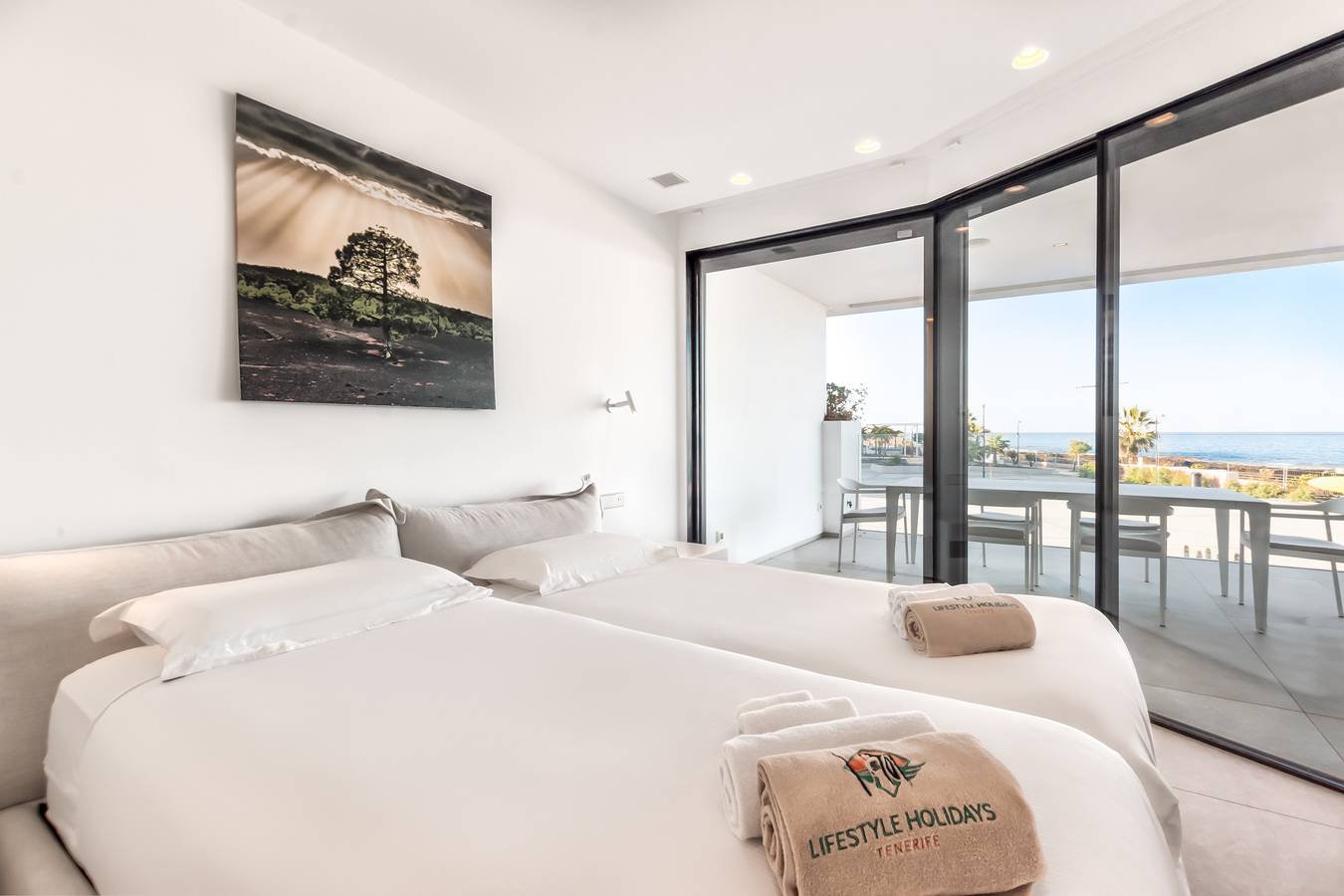 Infinity 0.8 Luxe Sea View 2B in Palm-Mar, Arona 