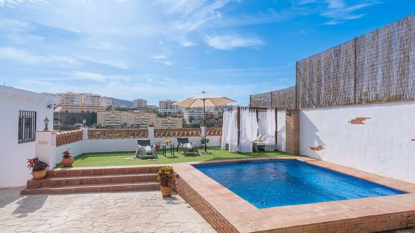 Finca für 2 Personen, mit Balkon/Terrasse und Pool in Torrox - 4