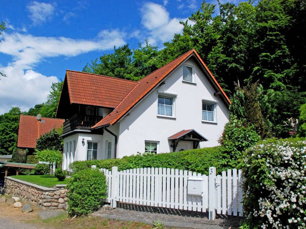 Ganze Ferienwohnung, Ferienwohnung Lisa mit Terrasse am Küstenwald - Ferienwohnung Lisa mit Terrasse am Küstenwald in Sellin, Rügen