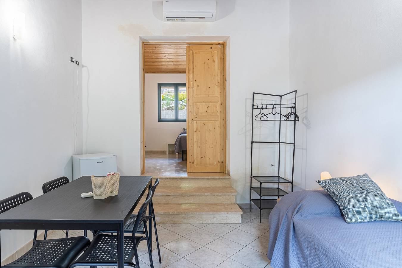 Hel studio-lejlighed, Studio 'Bergamotto - Fiumara Val Di Noto' with Mountain View, Wi-Fi and Air Conditioning in Noto, Noto Området