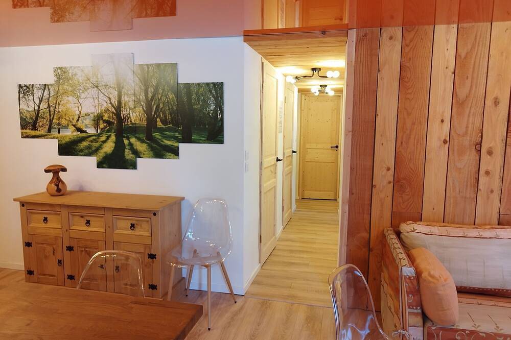 Entire apartment, Le Cèpe Rénovation de Standing Située en Sortie de Village Vers Les Angles in Formiguères, Parc naturel régional des Pyrénées catalanes