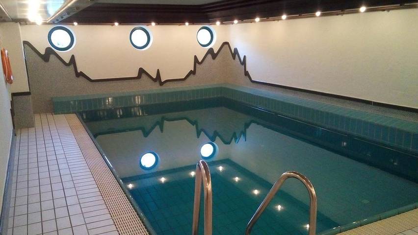 Kur- und Wellnesshotel Rupertus - Einzelzimmer mit Dusche/Wc ohne Balkon, 18 qm in Bayerisch Gmain, Bayerische Alpen