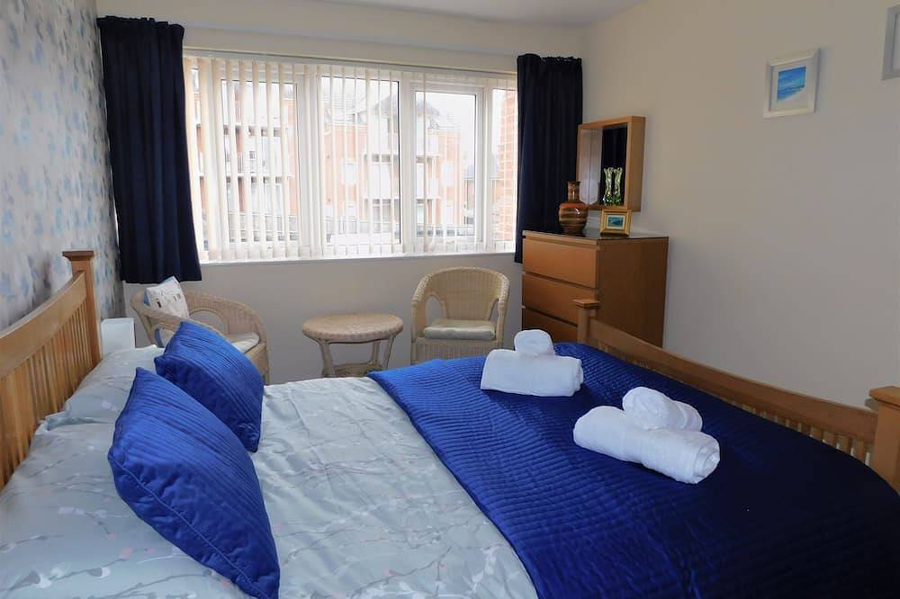 Entire apartment, Starry Seaview -  boasts amazing panoramic views of the town and sea; its position guaranteeing sunr in Sheringham, Norfolk Coast