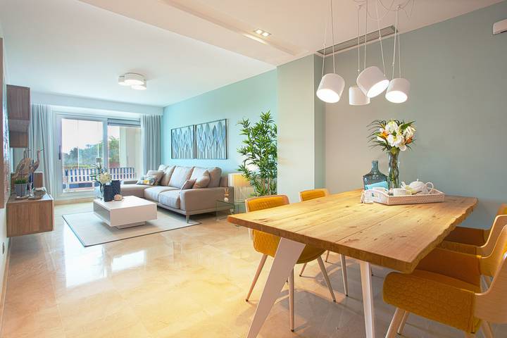 Apartamento para 6 personas, con Terraza además de Jardín y Piscina en Ojén