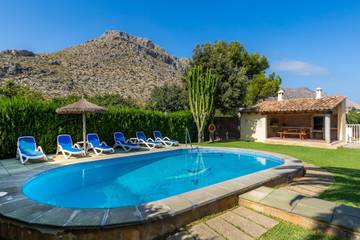 Villa in Pollença, Serra de Tramuntana für 8 