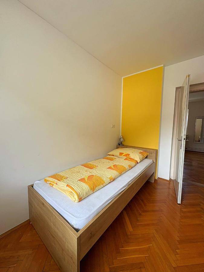 Gîte pour 4 personnes, avec Balcon ainsi que Jardin et Vue dans Mojstrana - 3