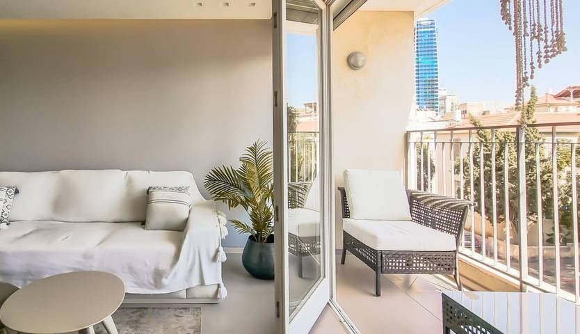 Ganze Wohnung, Pines Belle in Tel Aviv-Yafo in Tel Aviv, Bezirk Tel Aviv