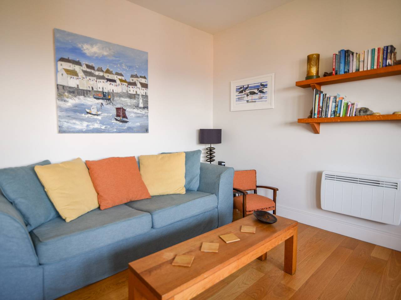 Entire apartment, 3 Coram Tower in Lyme Regis, Dorset