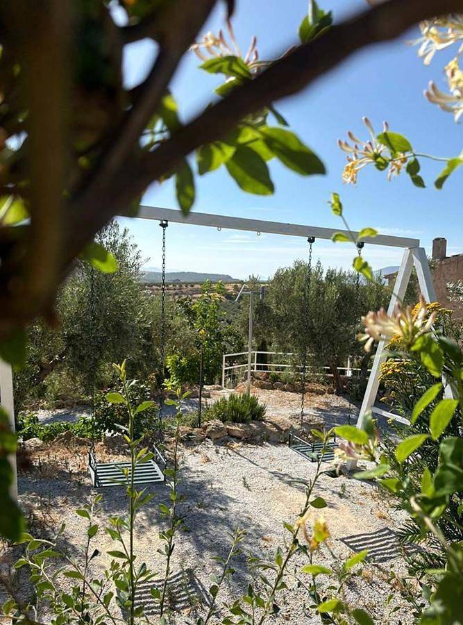 Casa rural para 20 personas, con vistas además de piscina y jardín, Se admiten mascotas en Sierra de Cazorla - 2