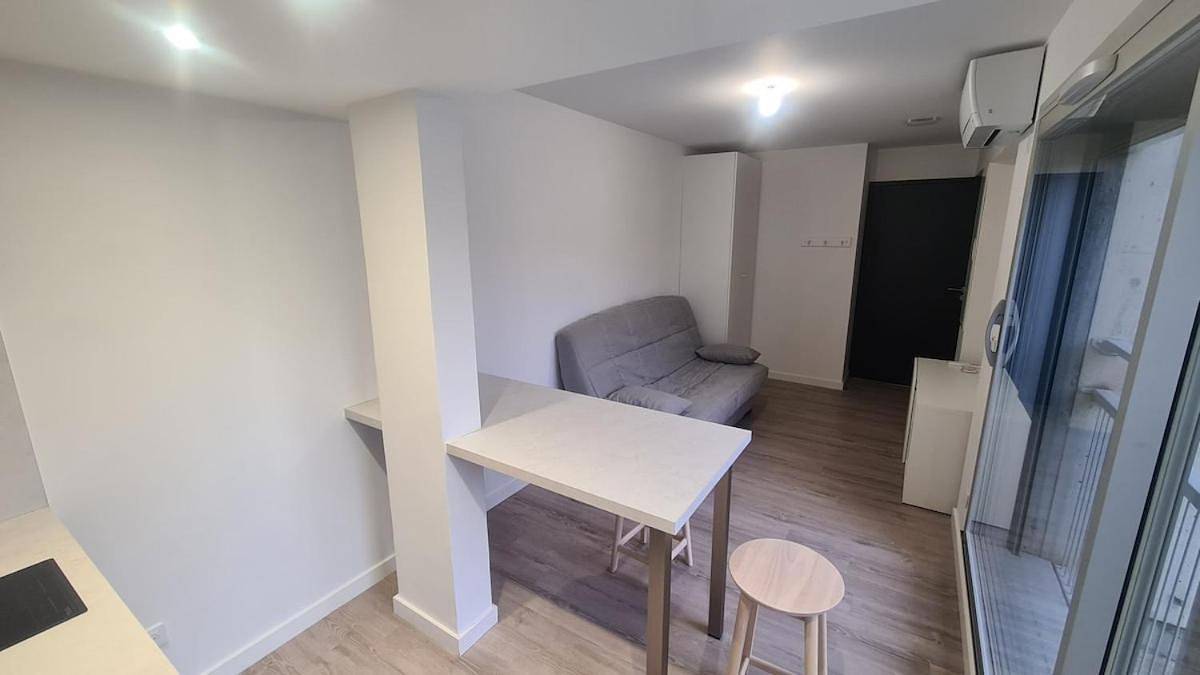 Appartement entier, One-Bedroom Apartment in Meylan, Isère