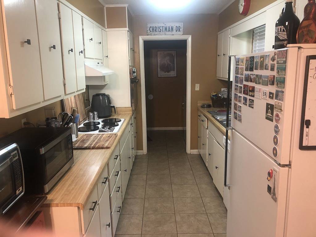 Just minutes from the Square and the Grove-Comfy beds, quiet neighborhood in Oxford (MS), Lafayette County