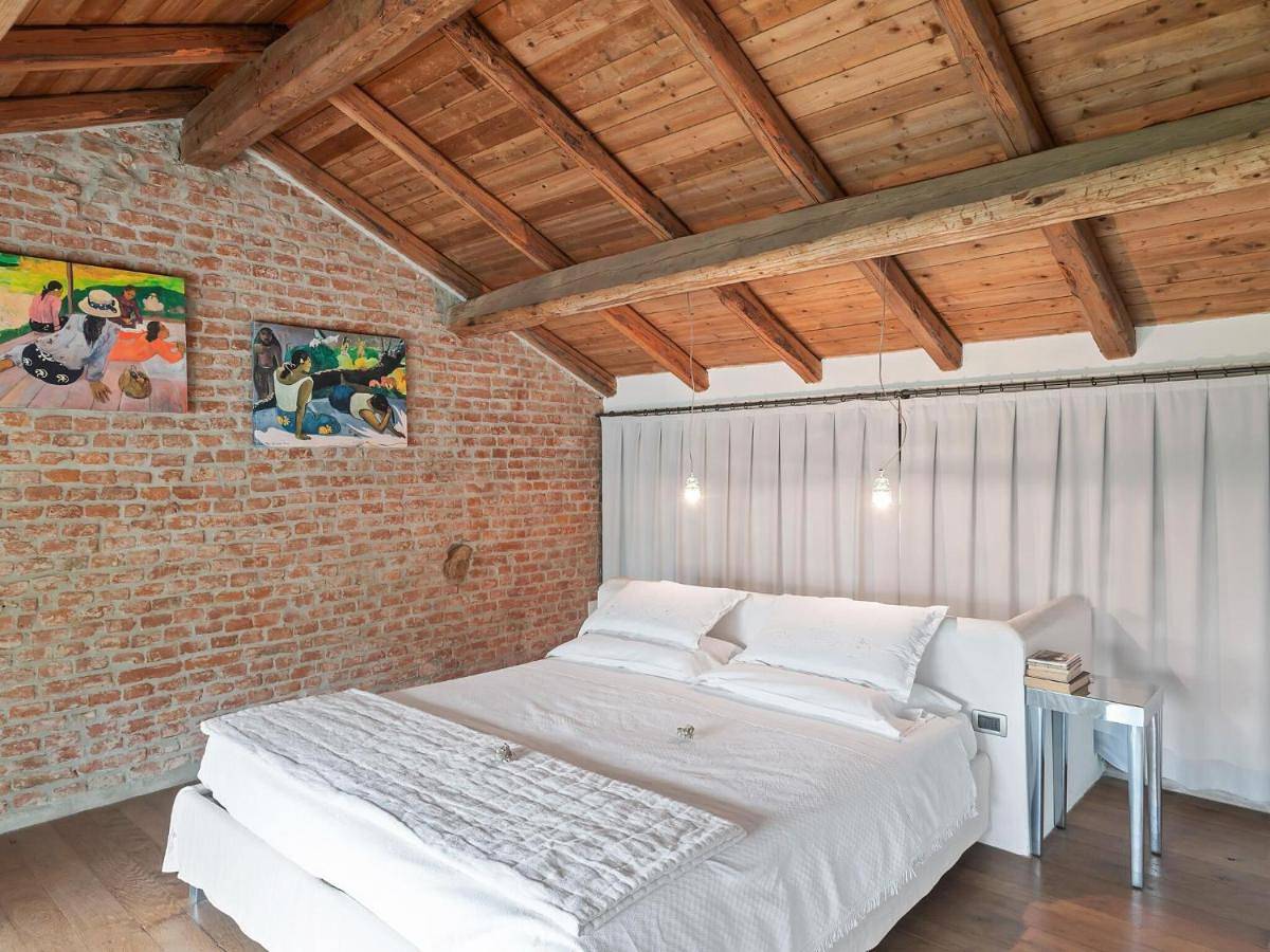 Apartment near Cremona in Historic Convent in Stagno Lombardo, Province de Crémone