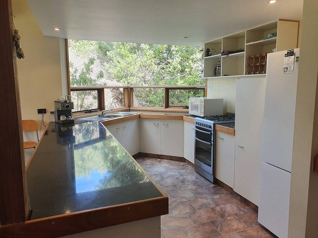 Treehouse - Only 100 metres from famous Long Beach in Robe, South Australia