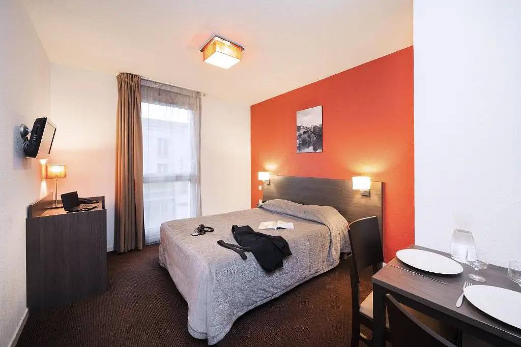 Ganzes Studio, Studio für 2 Personen mit Stadtblick in Poitiers, Vienne