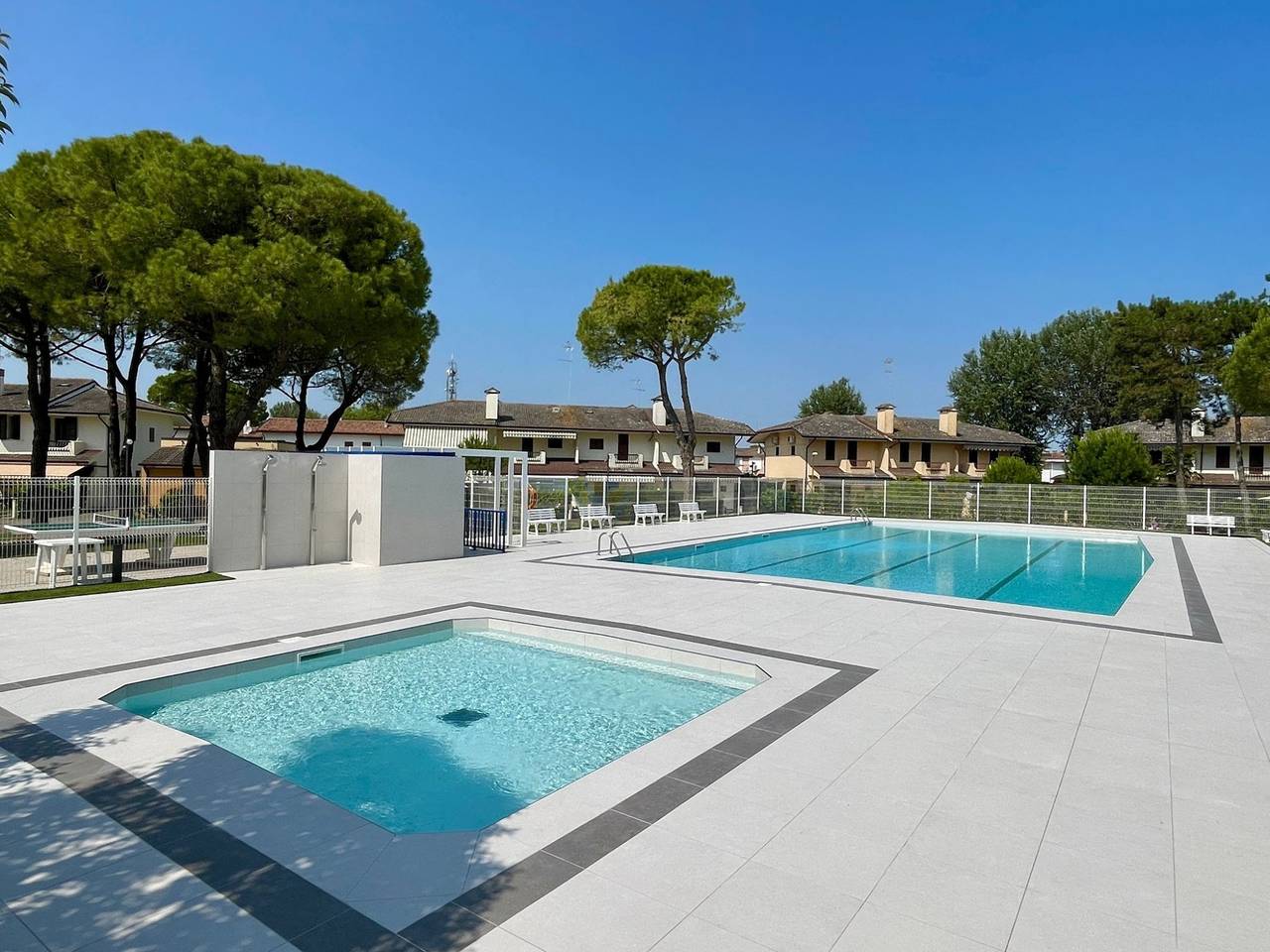 Rilassati in una villa con giardino privato in Porto Santa Margherita, Caorle