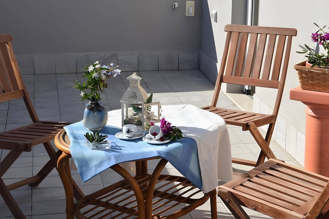 Casa Vacacional 'Moon' con Terraza Privada y Aire Acondicionado in Quartu Sant'Elena, Campidano