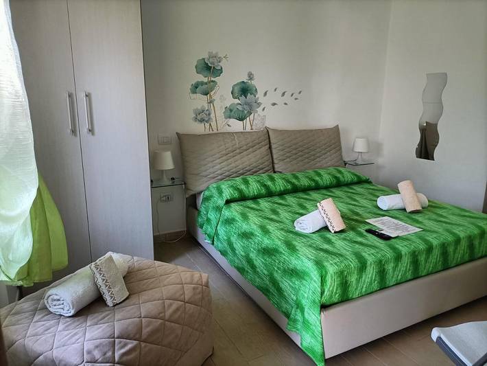 Location de vacances pour 2 personnes, avec jardin à Paola - 4